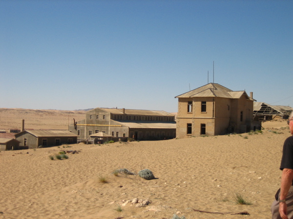 Mehrzweckhalle in Kolmanskuppe